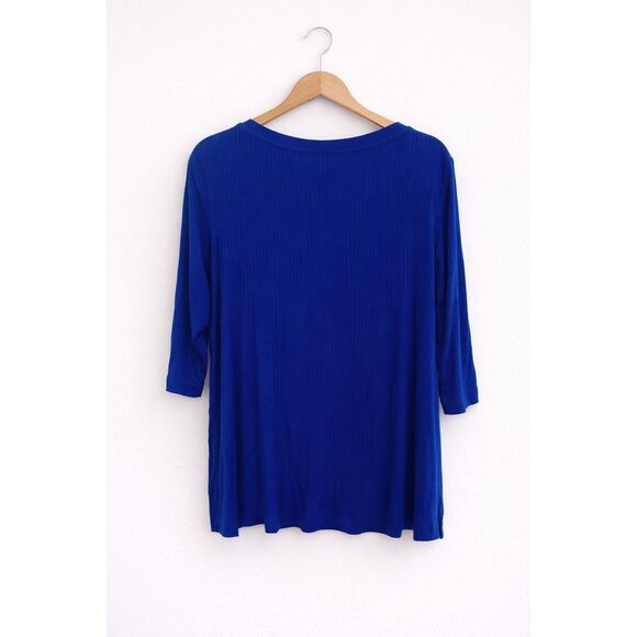 Rachel Zoe Women’s Plus Size 1X Ribbed V-Neck Top | Blue 3/4 Sleeve - Picture 2 of 3